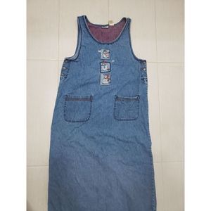 Vintage denim tank top overall dress with snowmen has pockets. Size Large